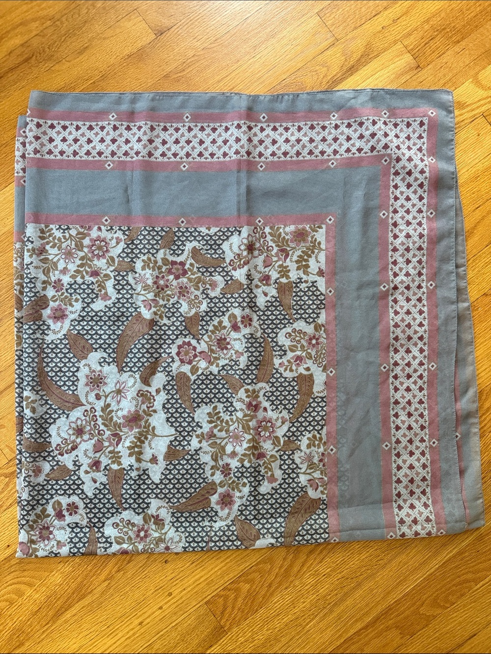 Vintage Floral Paisley Scarf in Gray, Pink, Brown - Picture 5 of 12